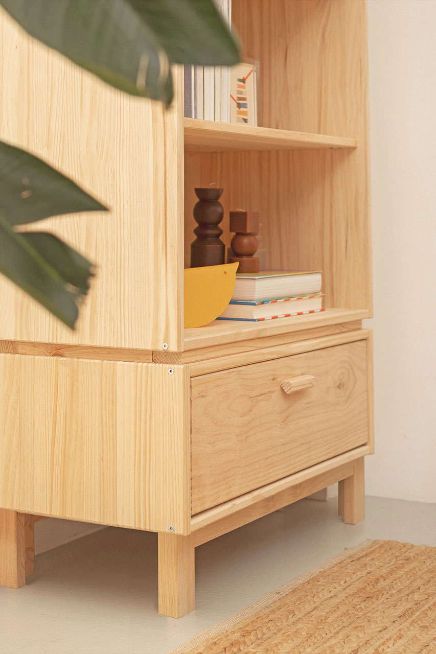 Imagen de ambiente 3 para:Estantería librería pequeña con un cajón